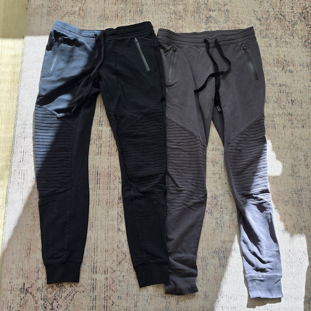 ALO Yoga Black and Gray Leggings